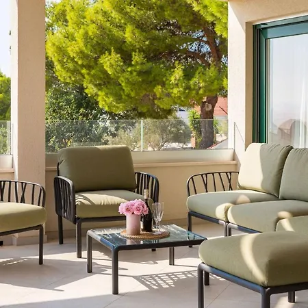 Villa Luxury Leisure Seaside Brac With Private Pool *