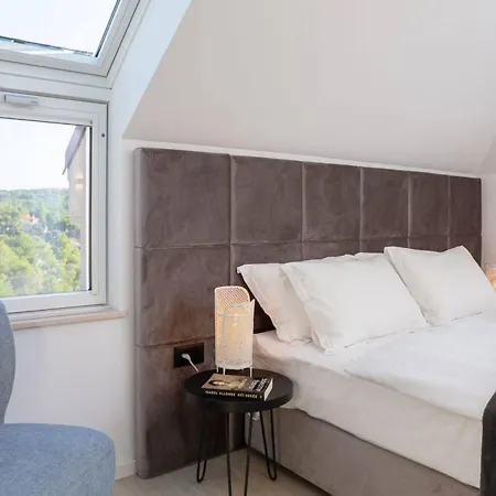 Villa Luxury Leisure Seaside Brac With Private Pool Milna (Brac)