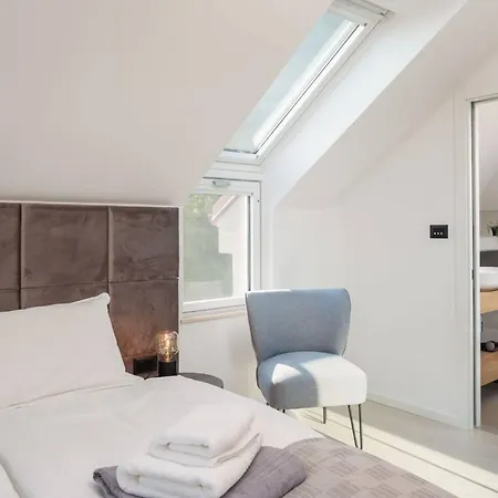 Luxury Leisure Seaside Brac With Private Pool Milna (Brac)