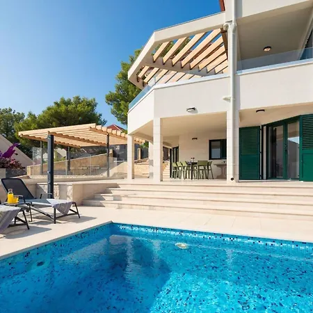 Luxury Leisure Seaside Brac With Private Pool Milna (Brac)