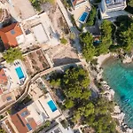 Luxury Leisure Seaside Brac With Private Pool Milna (Brac)