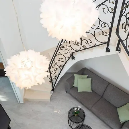 Luxury Leisure Seaside Brac With Private Pool Villa *