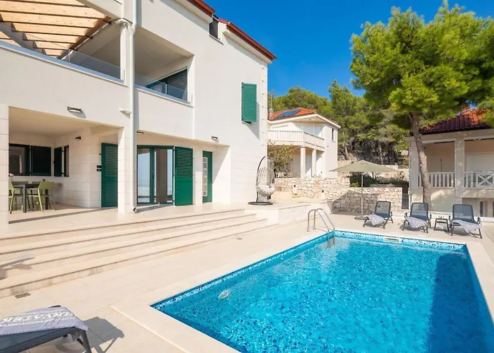 Villa Luxury Leisure Seaside Brac With Private Pool *