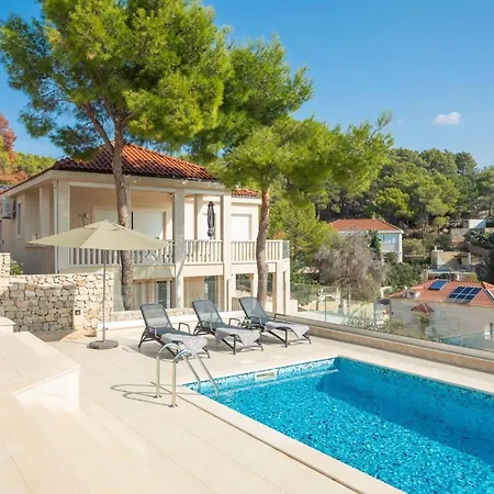 Luxury Leisure Seaside Brac With Private Pool Milna