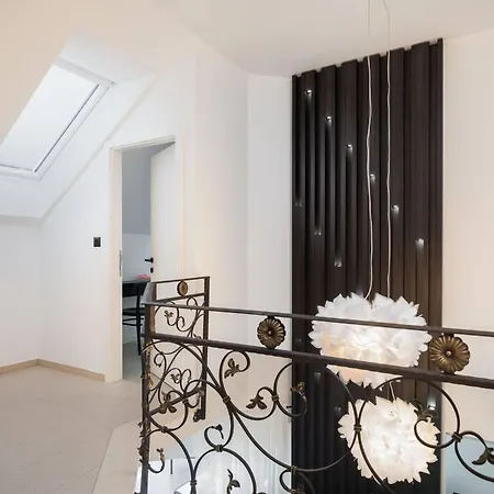 Luxury Leisure Seaside Brac With Private Pool Milna