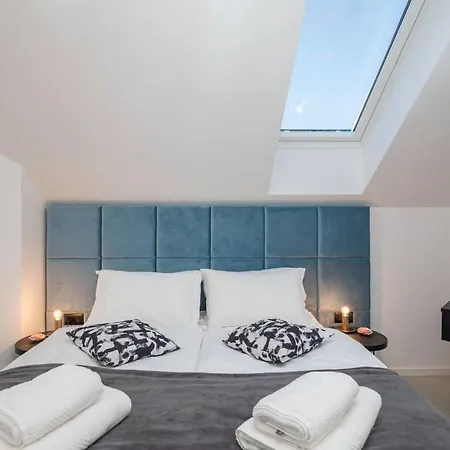 ヴィラ Luxury Leisure Seaside Brac With Private Pool *