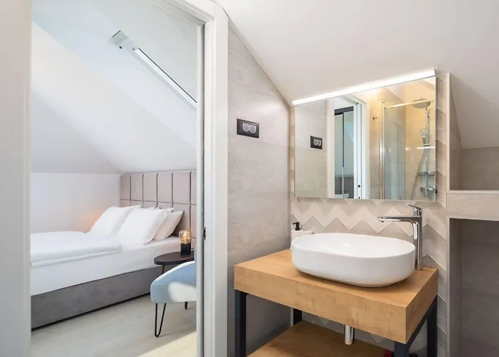 Villa Luxury Leisure Seaside Brac With Private Pool *