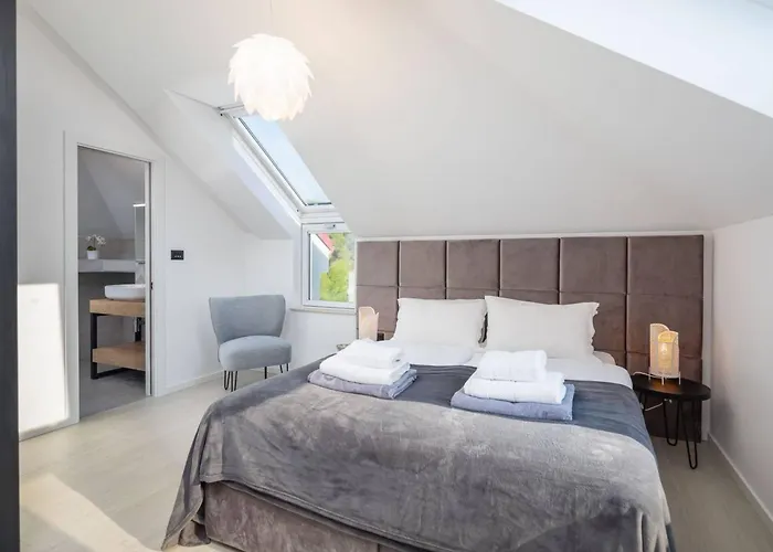 Luxury Leisure Seaside Brac With Private Pool * Milna