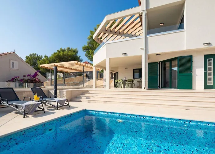 Luxury Leisure Seaside Brac With Private Pool Milna