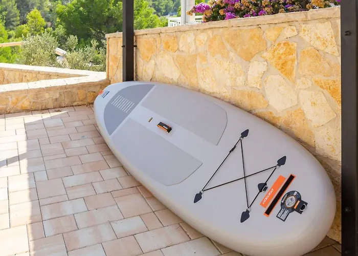 Luxury Leisure Seaside Brac With Private Pool Villa *