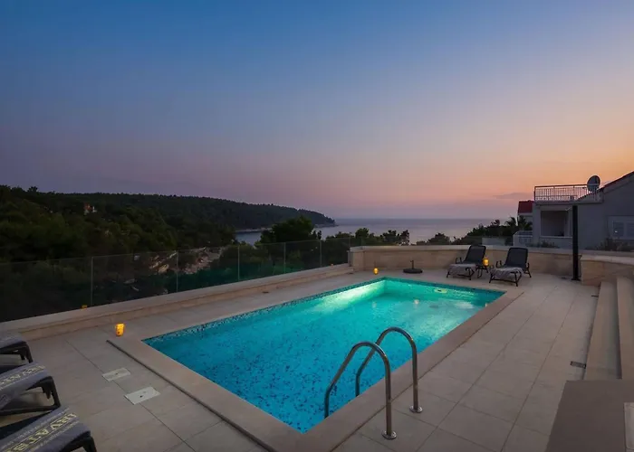 Villa Luxury Leisure Seaside Brac With Private Pool