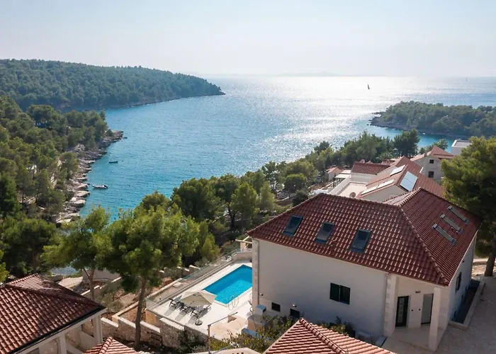 Villa Luxury Leisure Seaside Brac With Private Pool